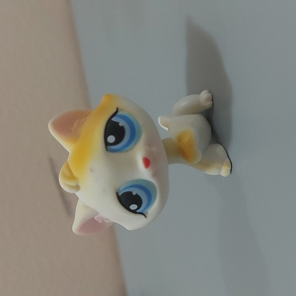 Littlest pet shop lot 9 pets and extra toy - Picture 6 of 11